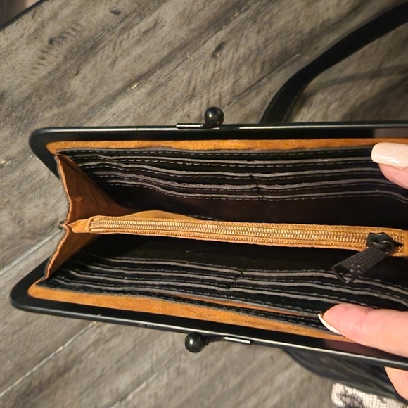 Patrisha Nash Chantilly lace - Picture 3 of 4